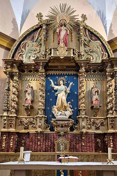 Altar de la iglesia © UTM Desarrollos
